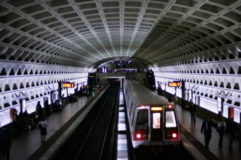 Some on Metro board appear swayed on late-night, weekend cuts