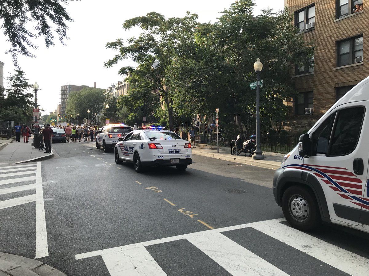 The march briefly shut down traffic in the area. Police began following the crowd at one point. (WTOP/Michelle Basch)