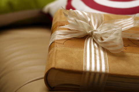 7 budget-friendly ways retirees can create memorable holidays