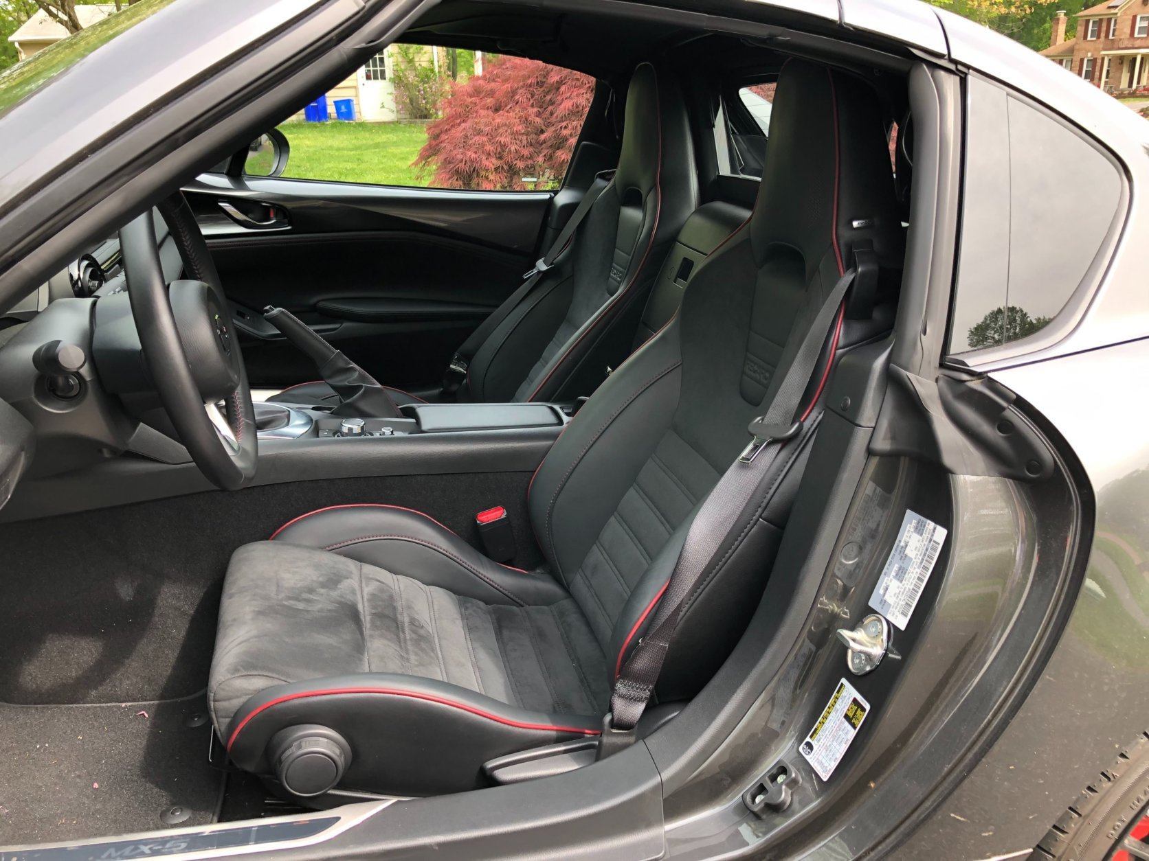 Mazda MX-5 RF seats