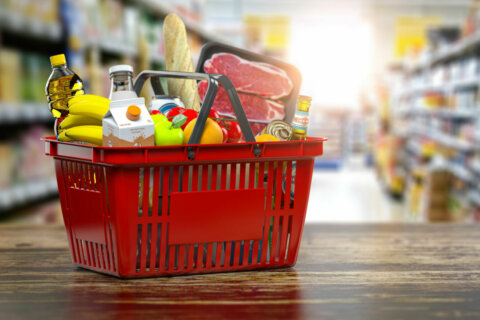 DC-area grocery stores: What’s open Christmas Eve? What’s closed Christmas Day?