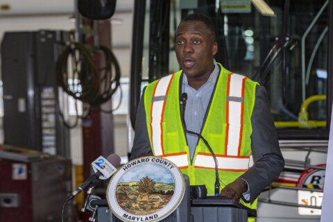 Howard Co. unveils higher salaries, incentives to curb bus driver shortage