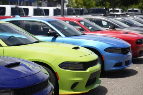 Lawmakers pump brakes on annual national car fee