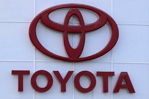 Toyota recalling 1 million vehicles for potential air bag problem