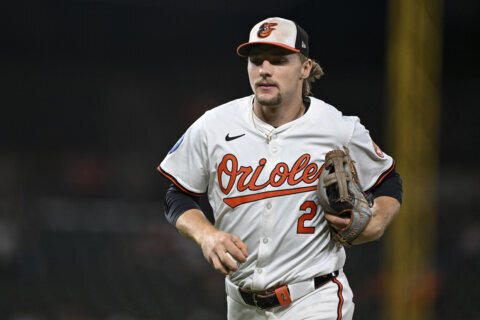 Orioles ride Tomoyuki Sugano’s strong start and Gunnar Henderson’s 2 RBIs to 4-1 win over Angels