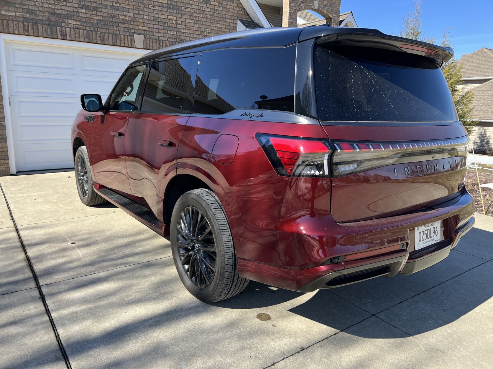 Exterior of the 2025 Infiniti QX80