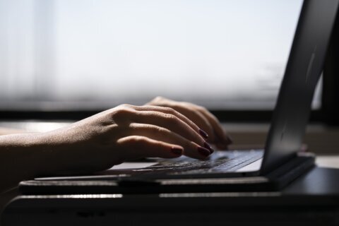 Shopping for a computer? How to get a good deal, even with tariffs