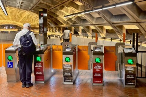 Paying for Metro will soon be easier and faster with just a tap of your credit card